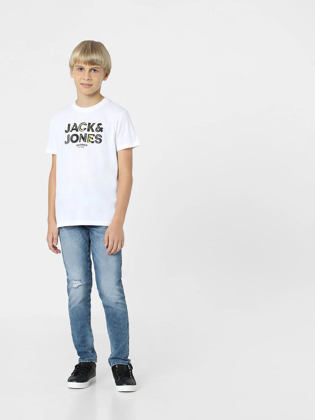 BOYS White Logo Print T-shirt - Image 6