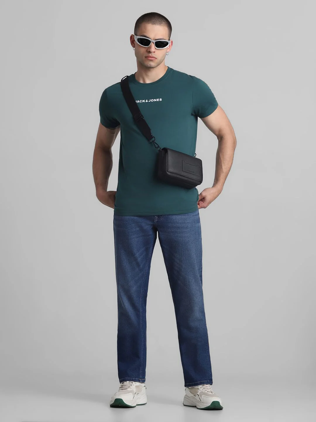 Blue Mid Rise Clark Regular Fit Jeans - Image 6