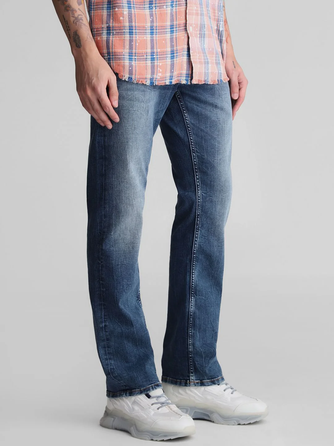 Blue Mid Rise Clark Regular Fit Jeans - Image 2
