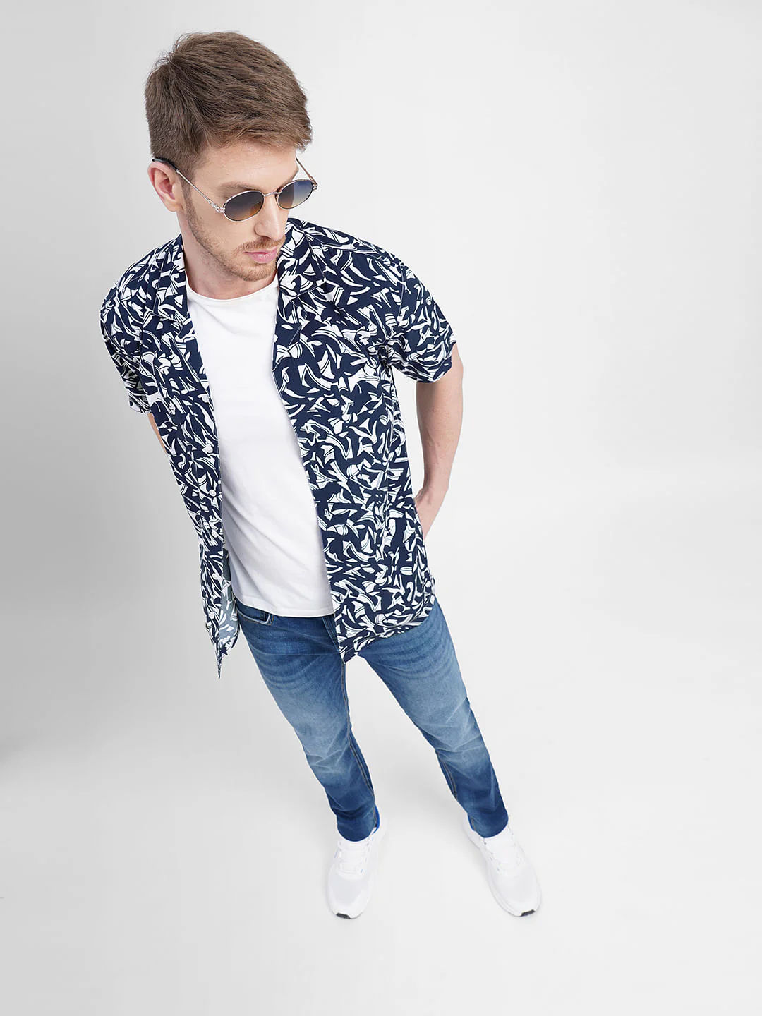 White All Over Print Short Sleeves Shirt