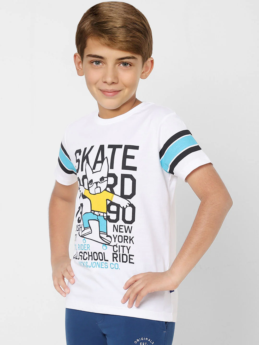 Boys White Graphic Print Crew Neck T-shirt - Image 3