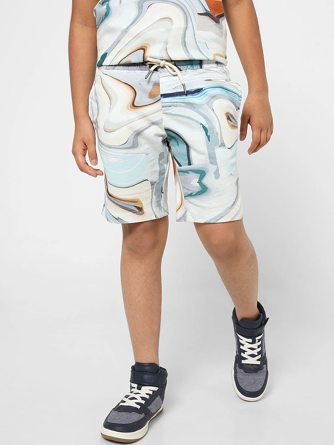 BOYS Blue Printed Low Rise Shorts - Image 2