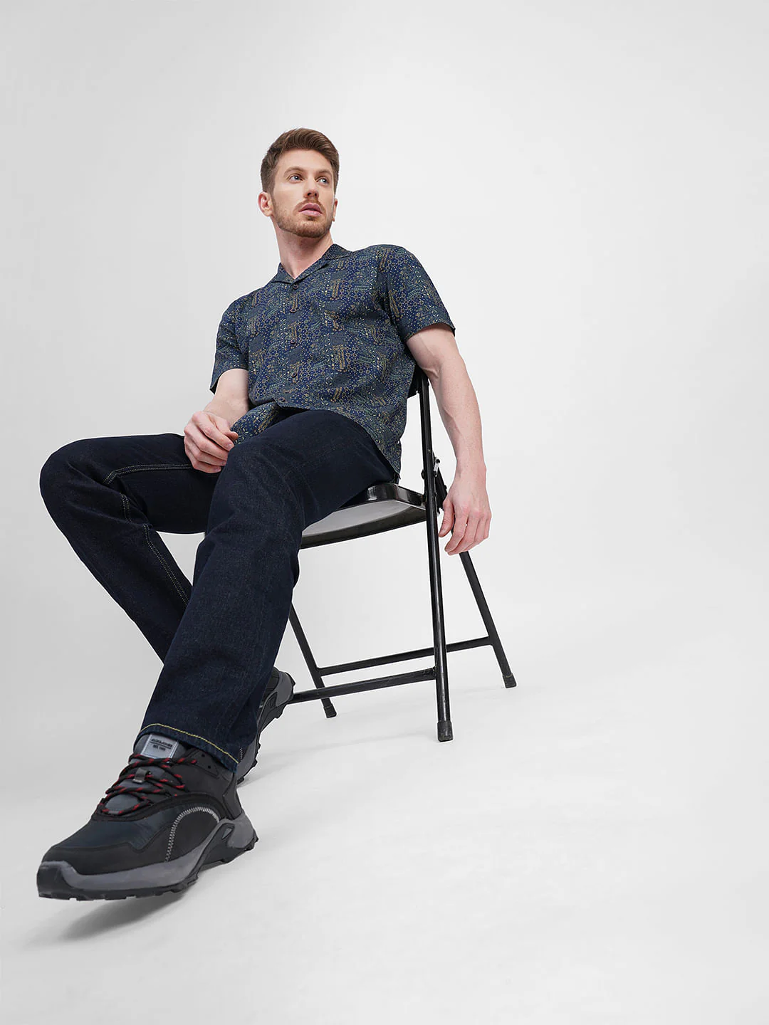 Dark Blue Mid Rise Clark Regular Fit Jeans