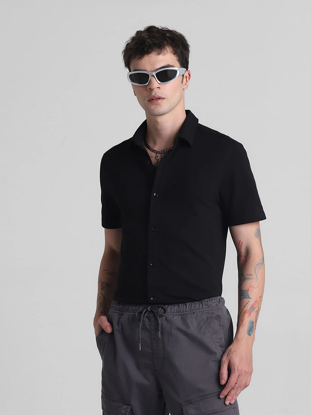 Black Knitted Short Sleeves Shirt