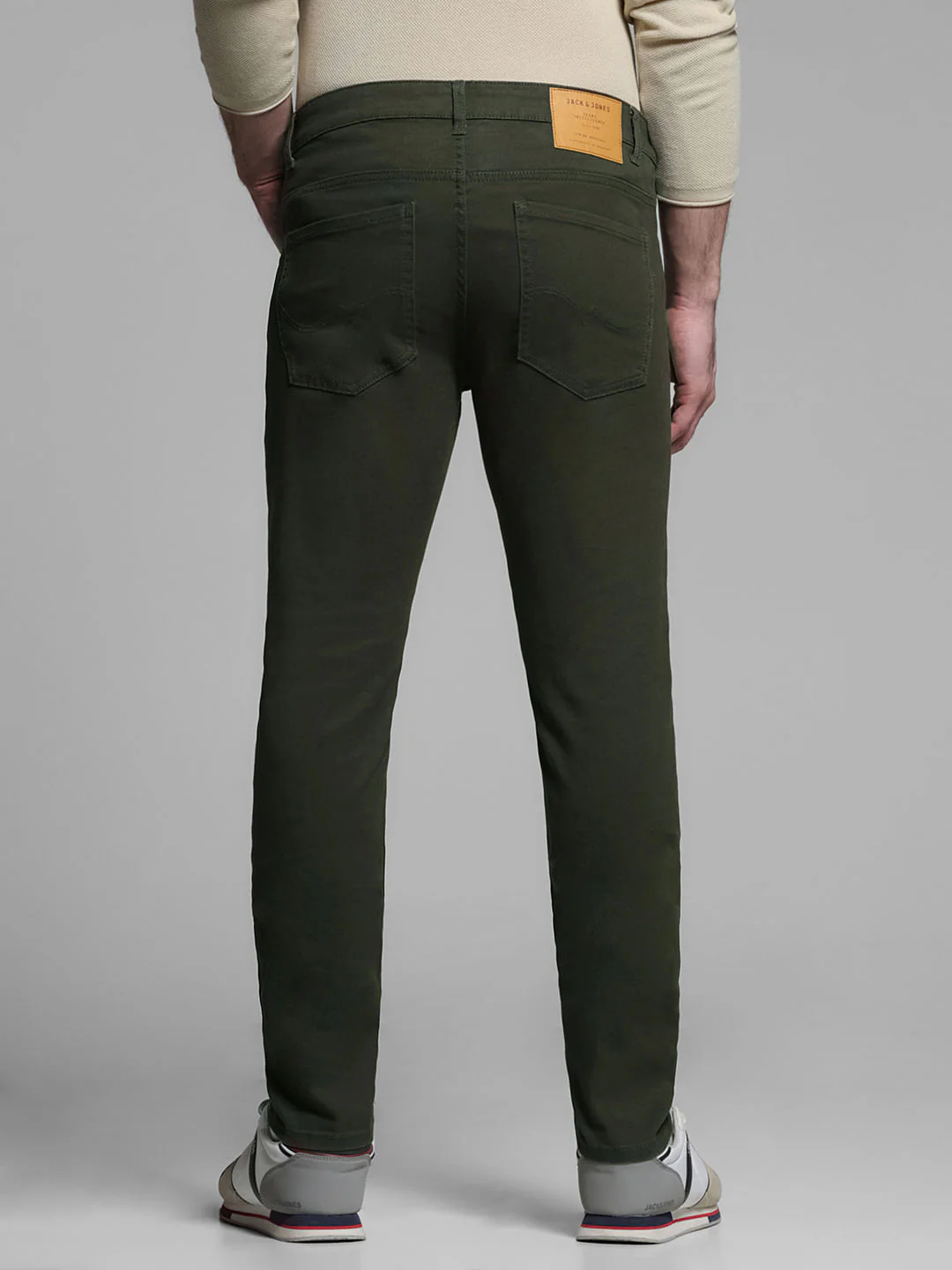 Green Mid Rise Slim Fit Pants - Image 3