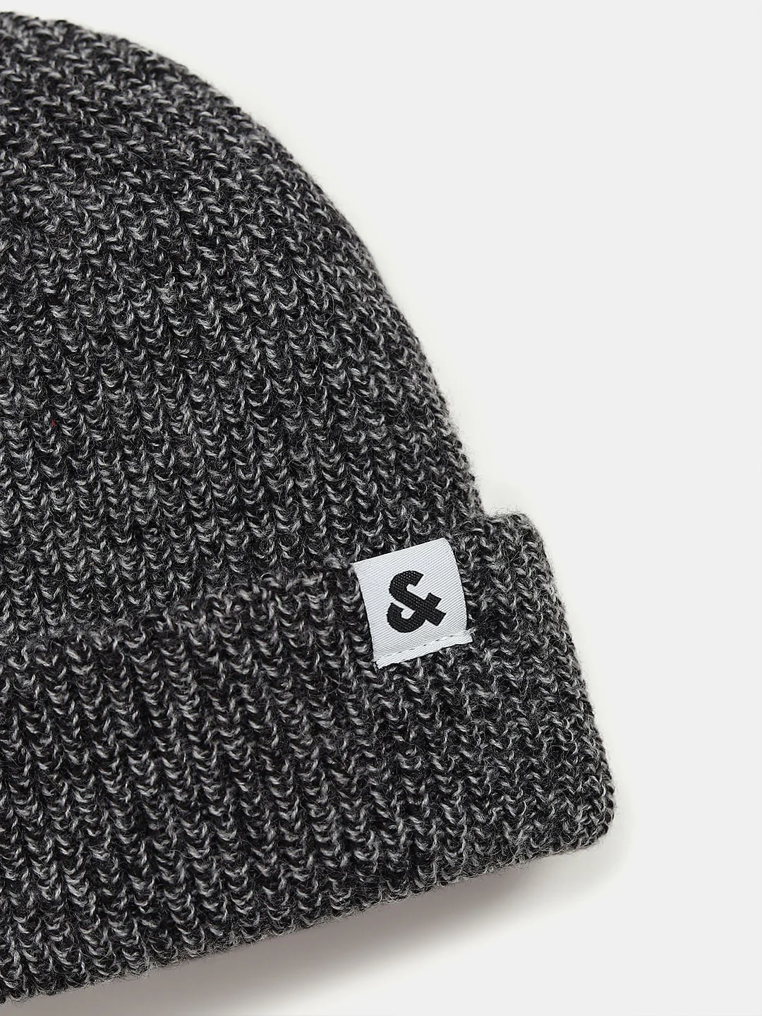 Black Twisted Knit Short Beanie - Image 3
