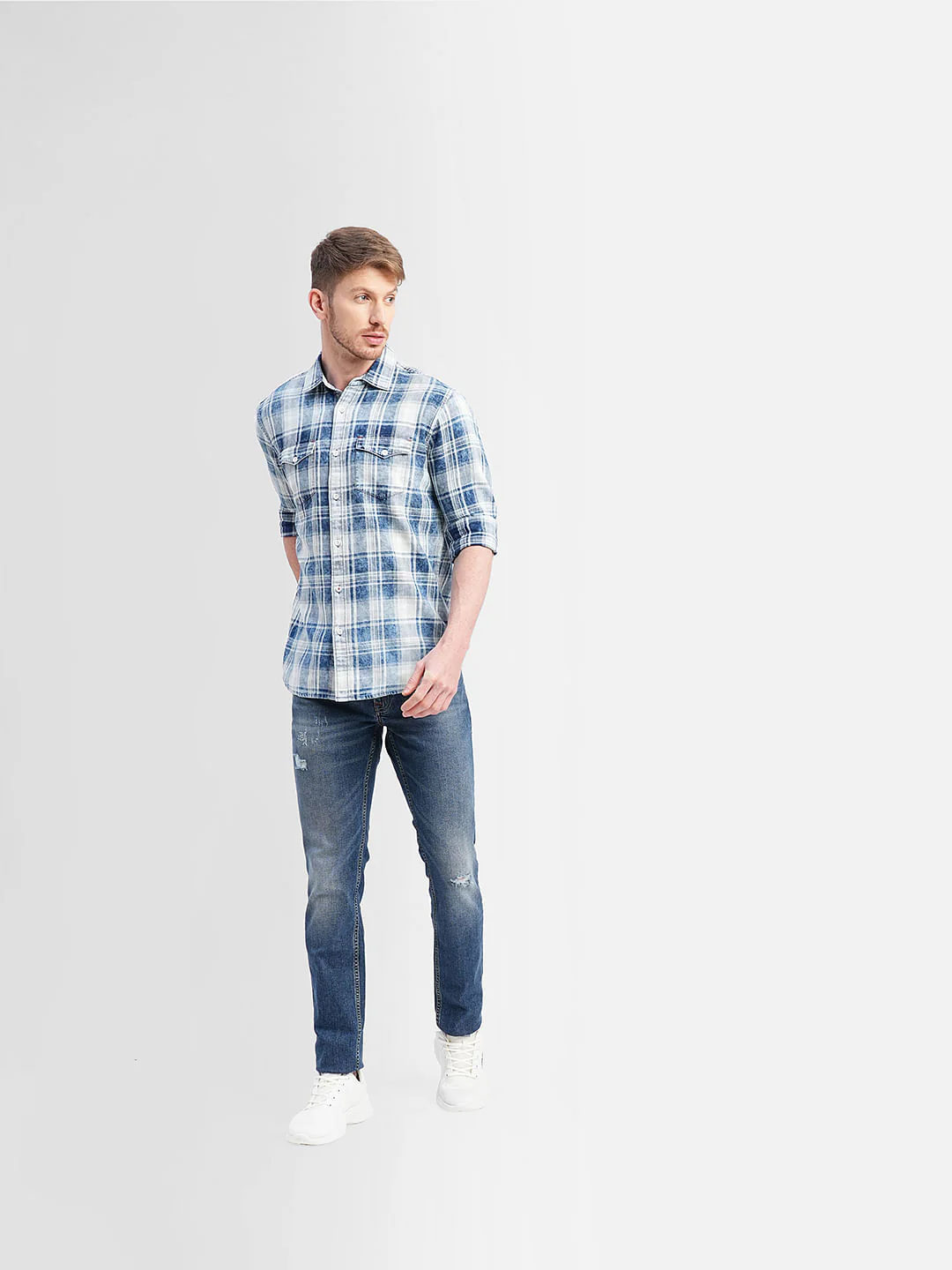 White & Blue Check Print Full Sleeves Shirt - Image 6