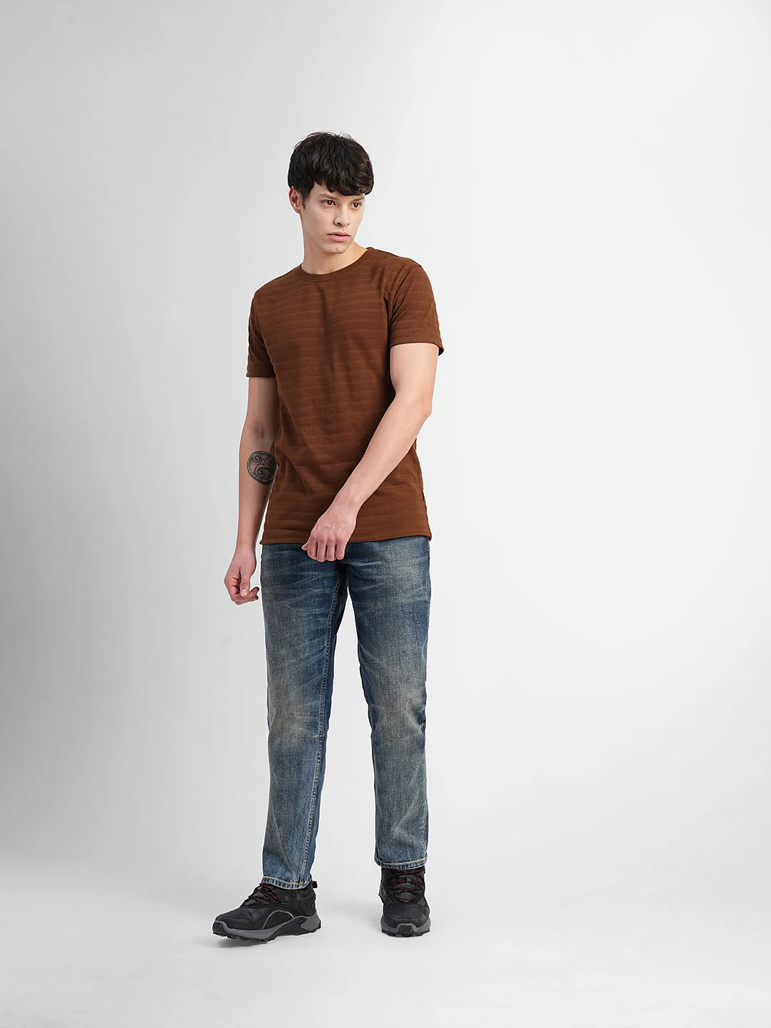 Brown Crew Neck T-shirt - Image 6