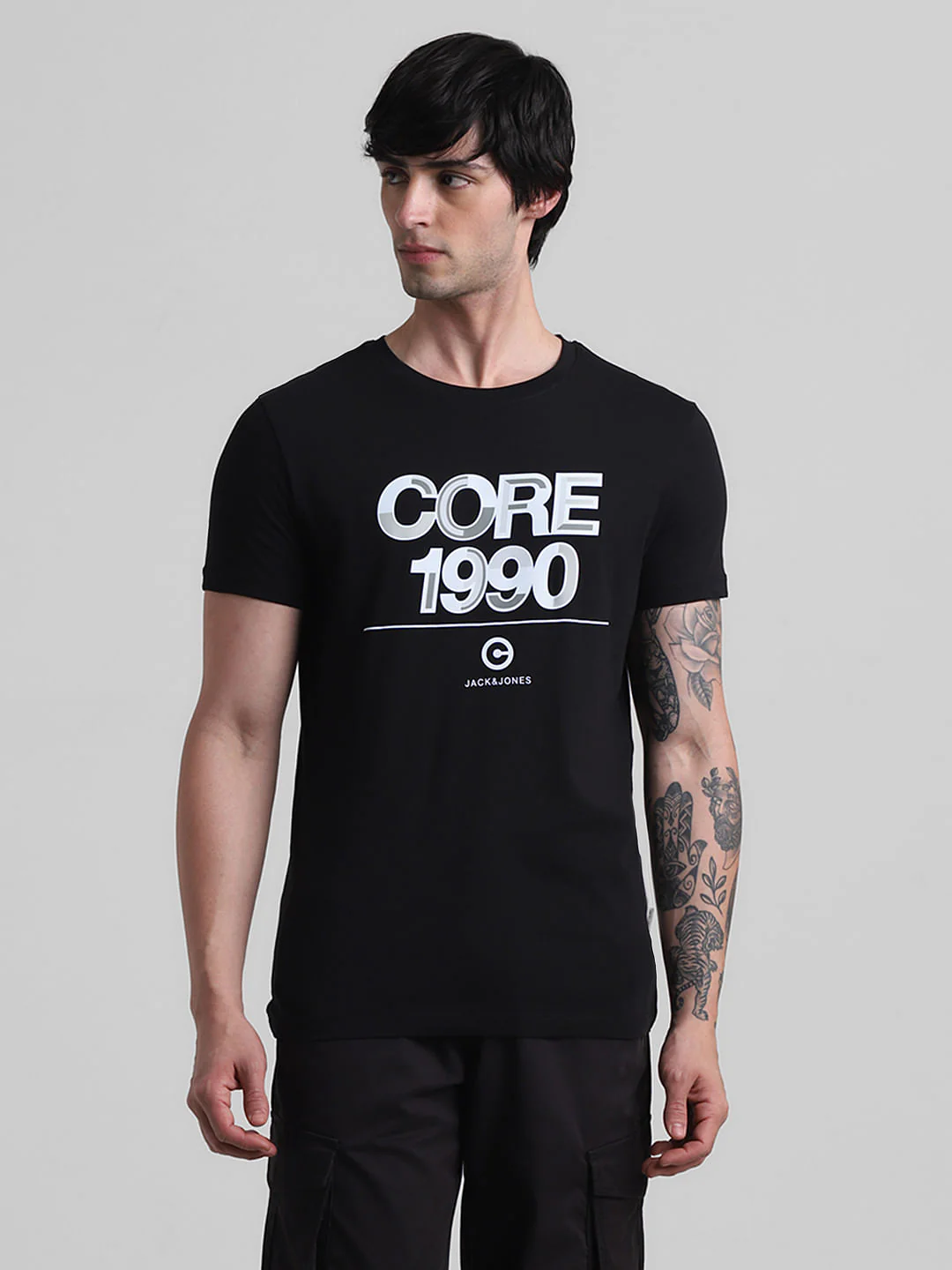 Black Printed Crew Neck T-shirt - Image 2