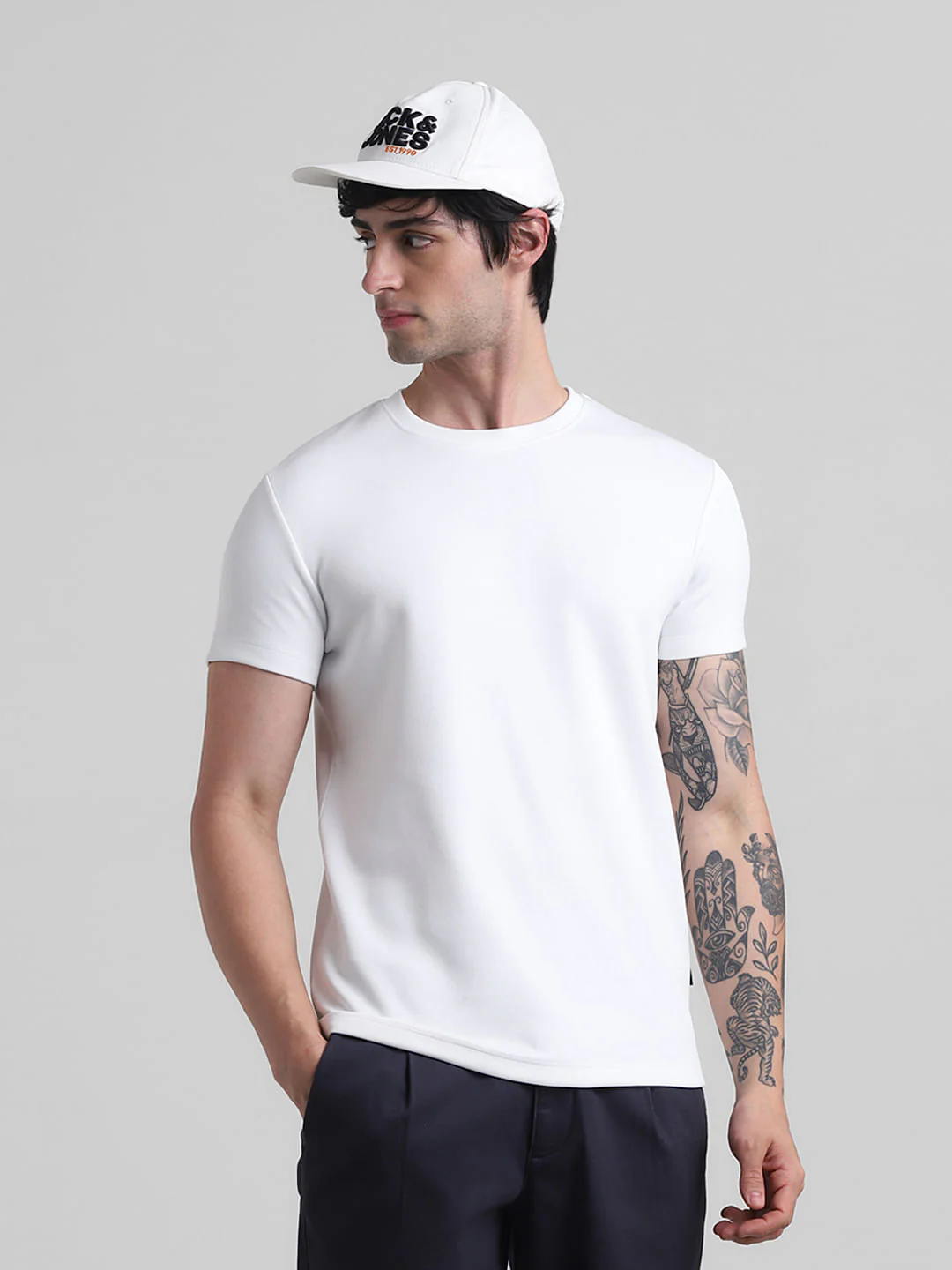 White Pique Knit Crew Neck T-shirt