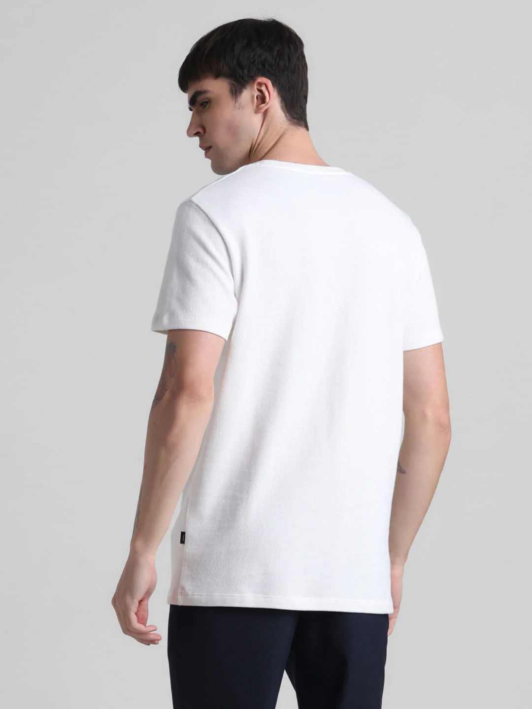 White Jacquard Crew Neck T-shirt - Image 4