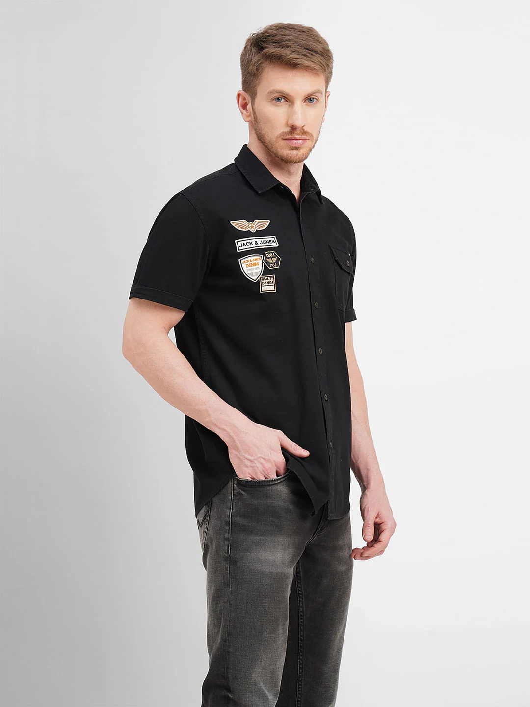 Black Badge Detail Short Sleeves Shirt - Image 3