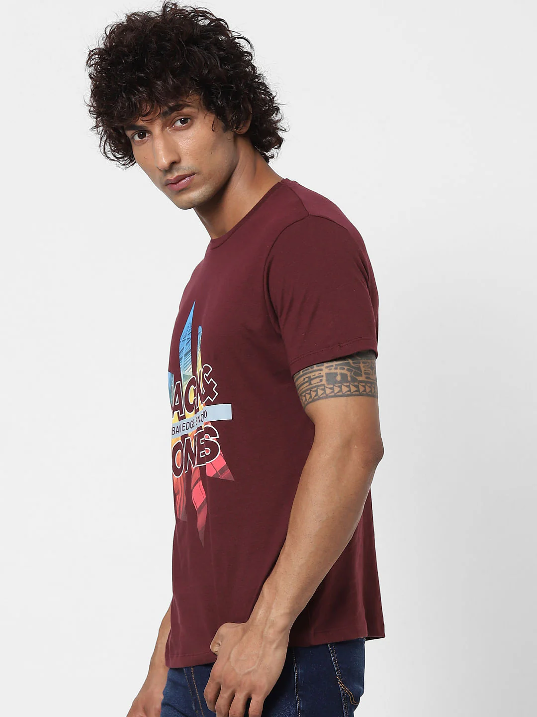 Maroon Graphic Logo Print Crew Neck T-shirt - Image 3