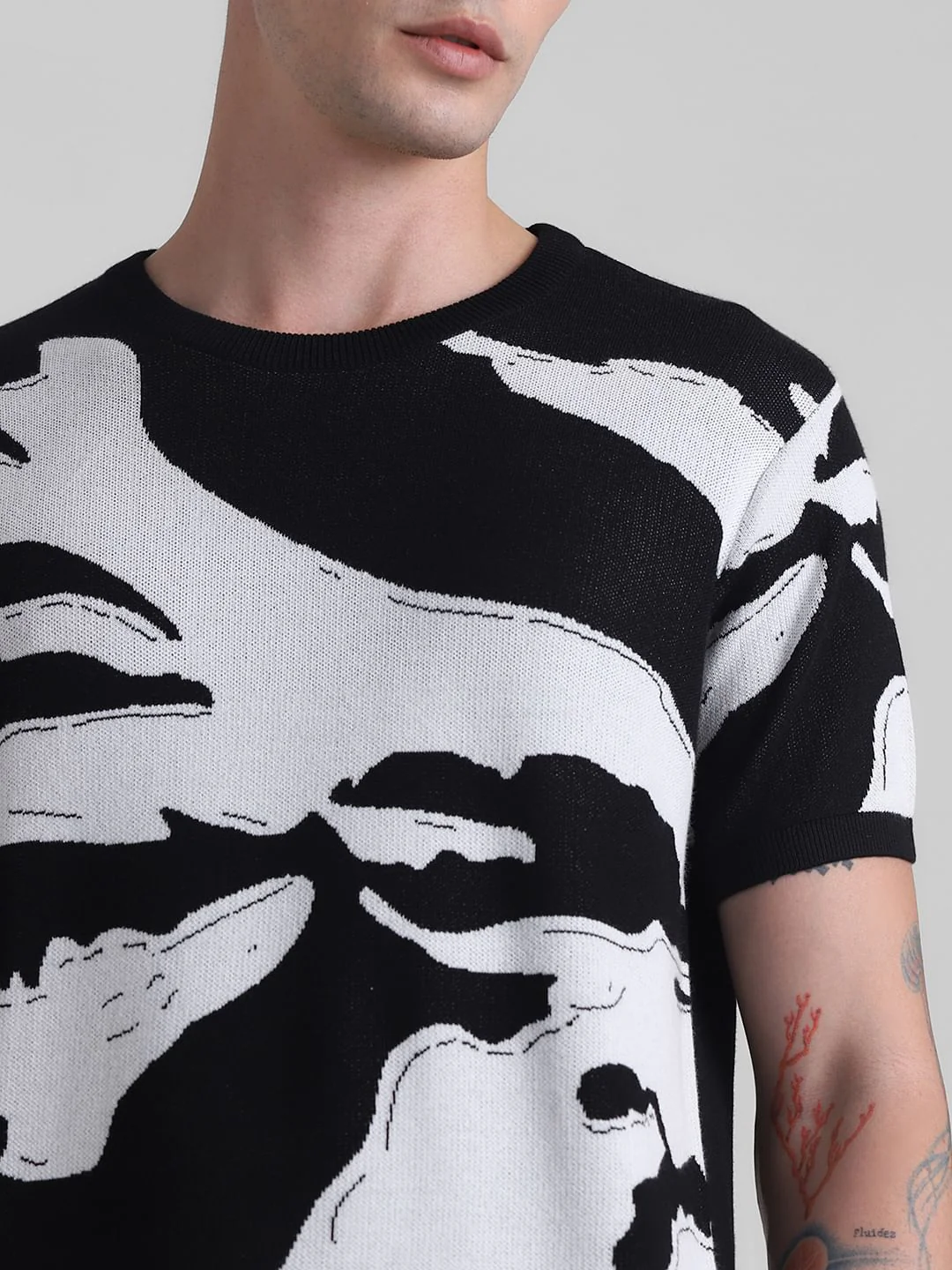 Black Printed Jacquard T-shirt - Image 5