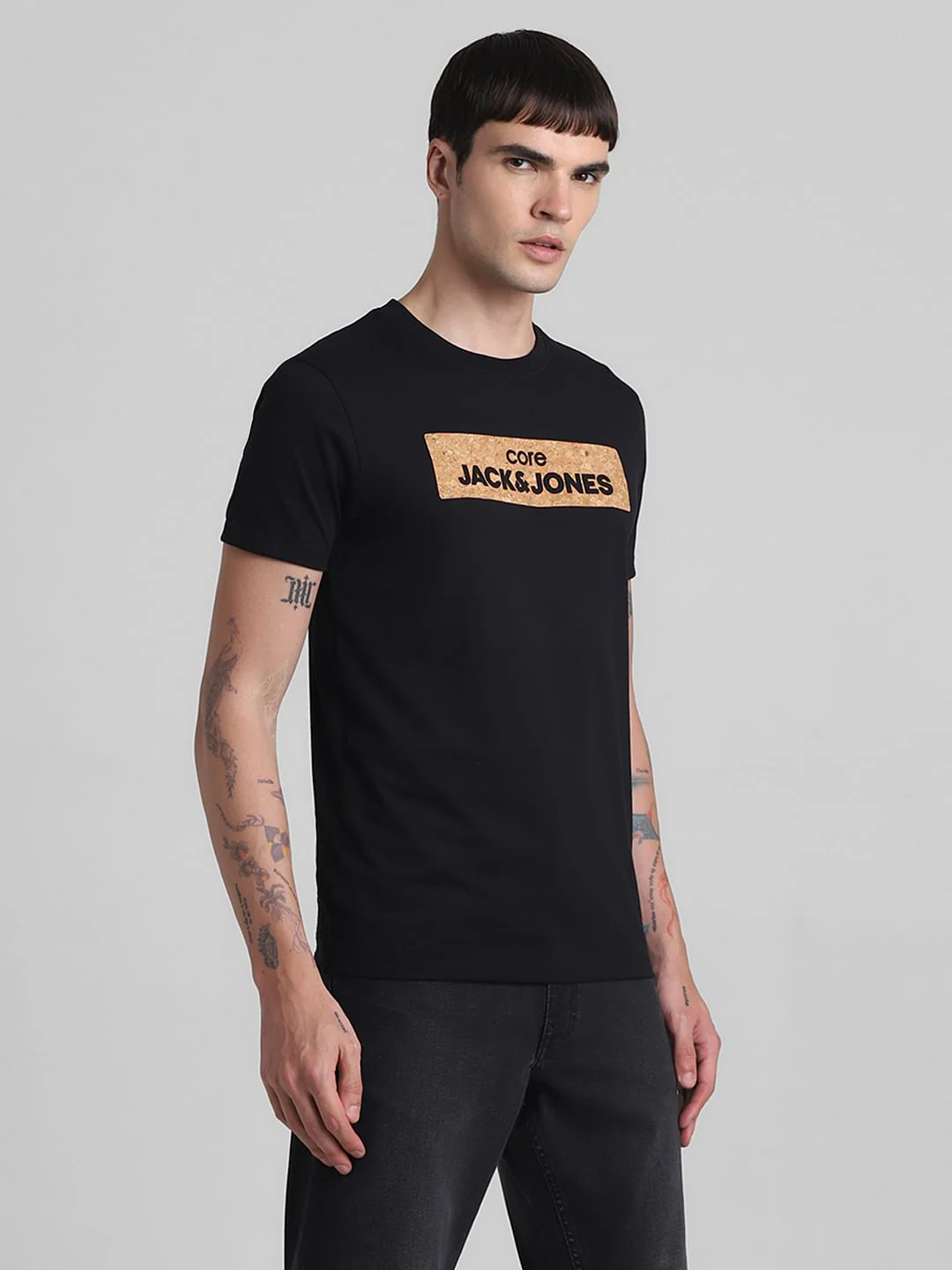 Black Printed Crew Neck T-shirt - Image 3