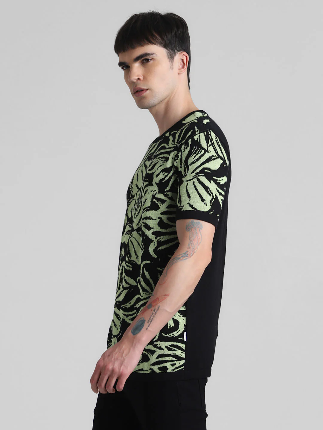 Black Printed Jacquard Knit T-shirt - Image 3