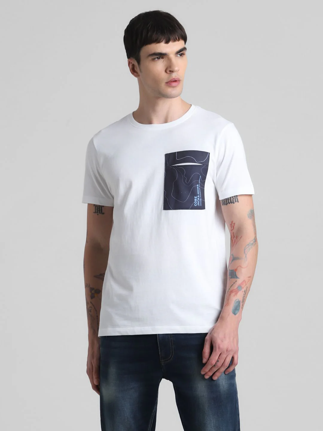 White Pocket Detail Crew Neck T-shirt - Image 2