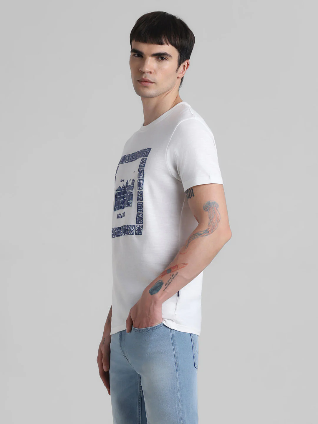 White Printed Crew Neck T-shirt - Image 3