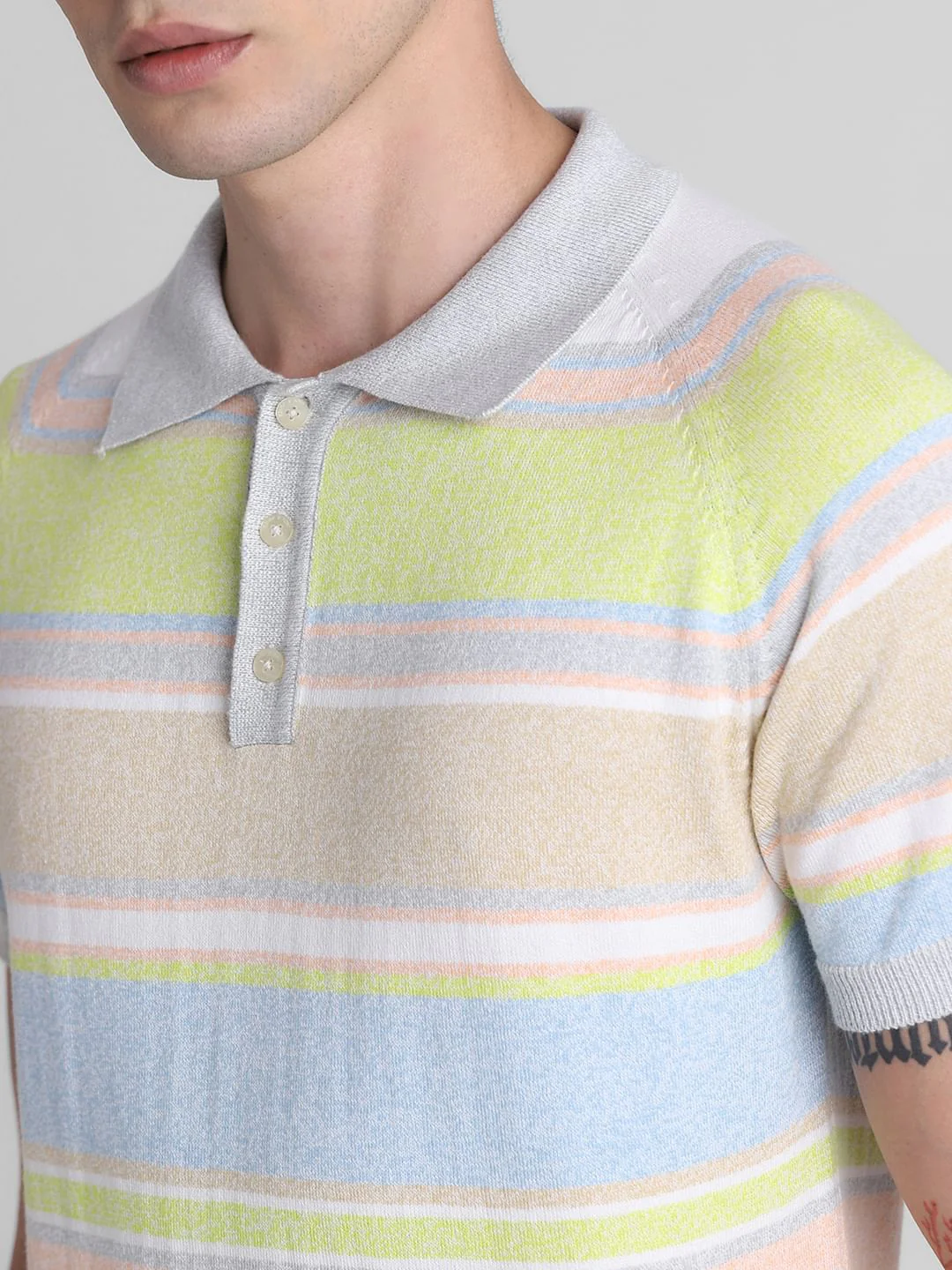 Green Colourblocked Knitted Polo T-shirt - Image 5