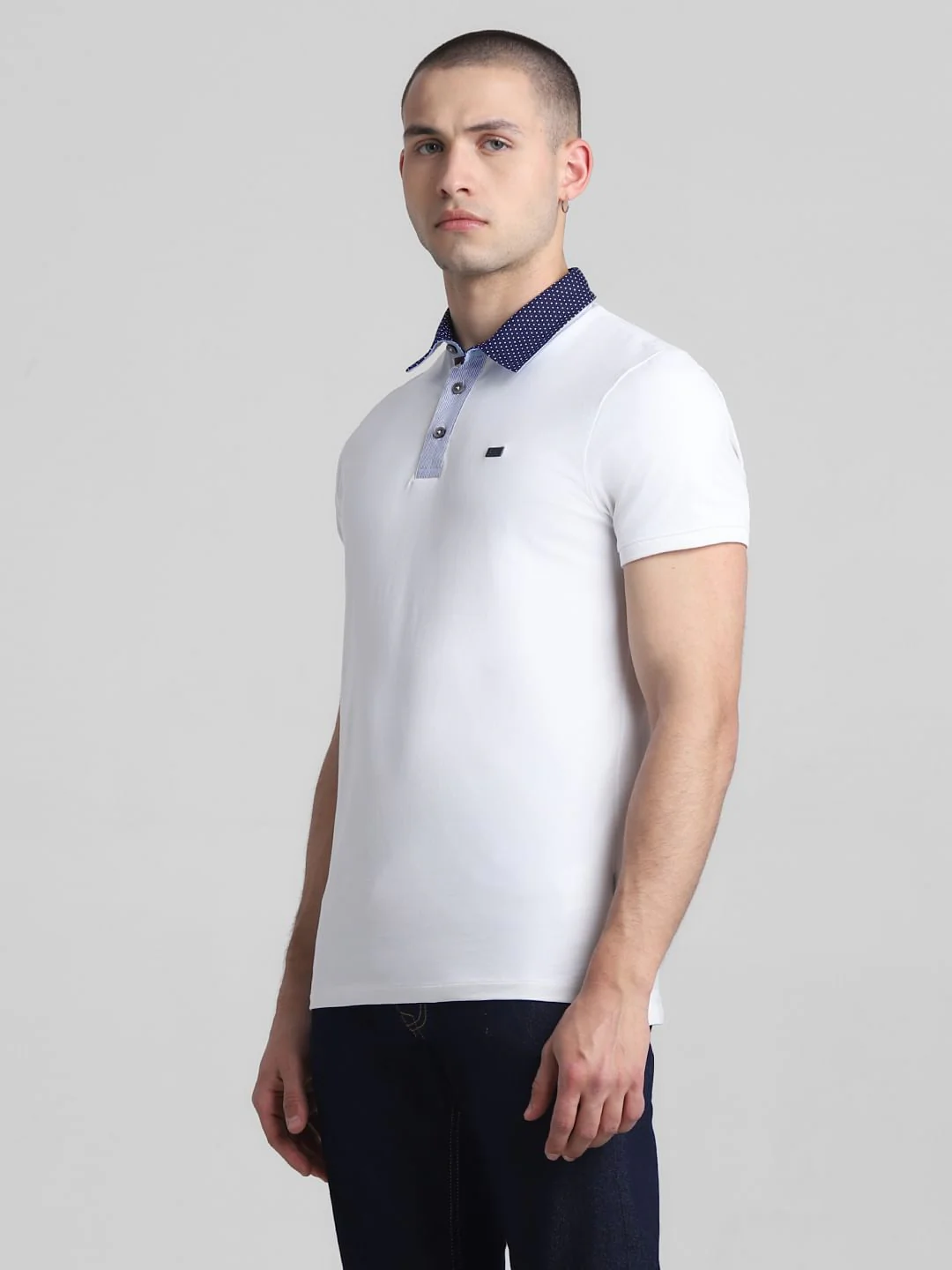 White Contrast Collar Polo T-shirt - Image 3