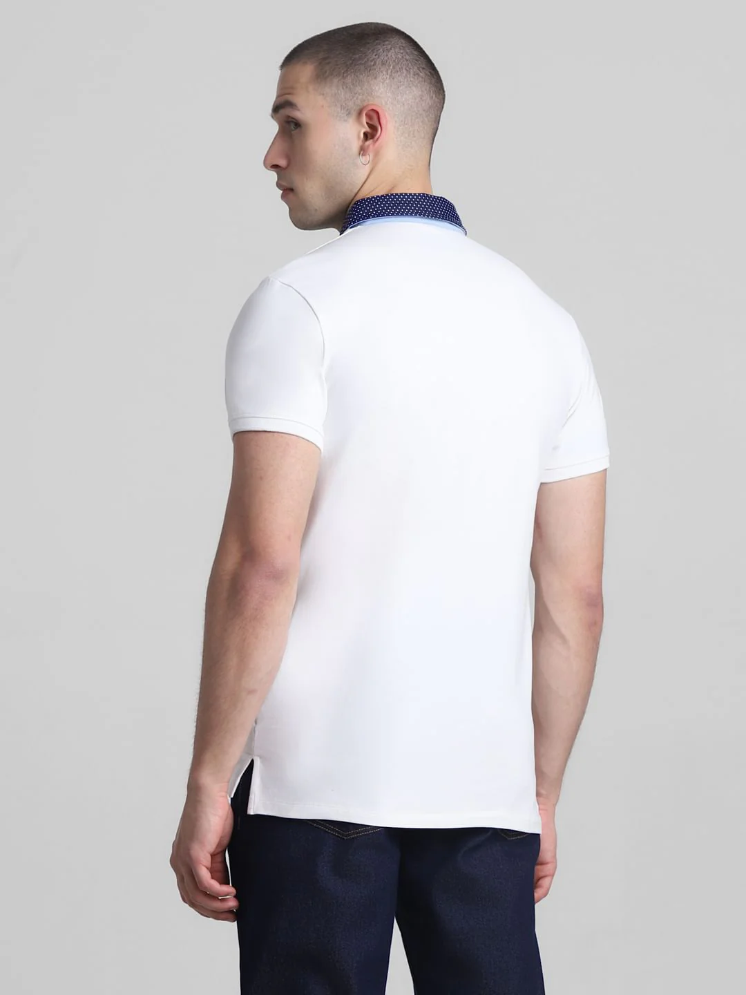 White Contrast Collar Polo T-shirt - Image 4