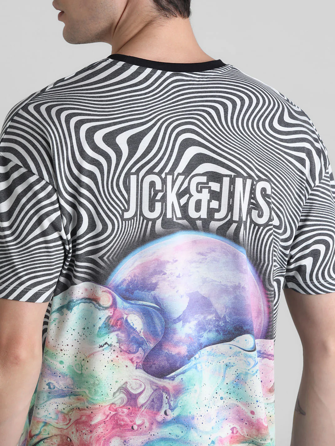 White Illusion Print Crew Neck T-shirt - Image 5