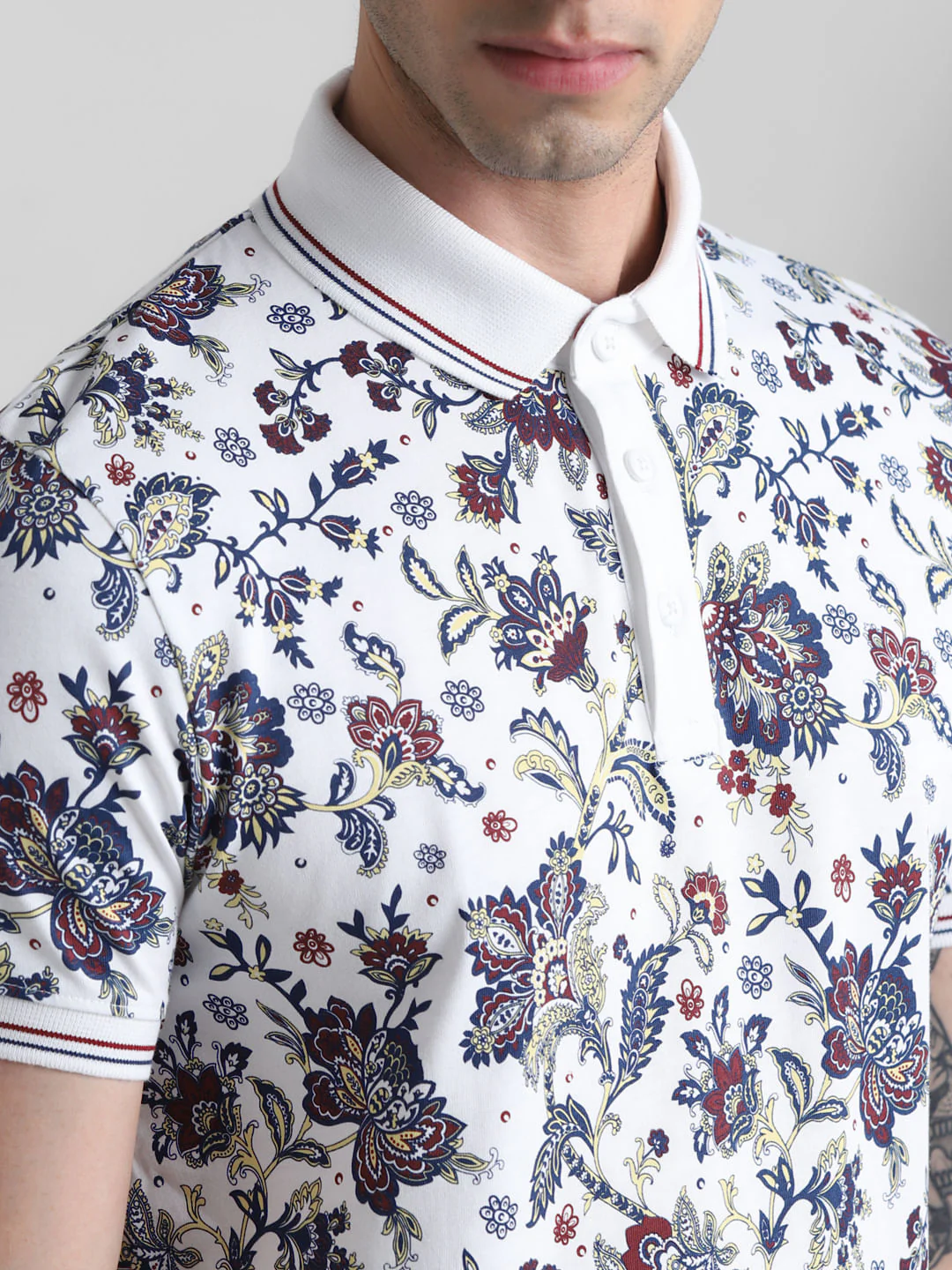 White Floral Print Polo T-shirt - Image 5