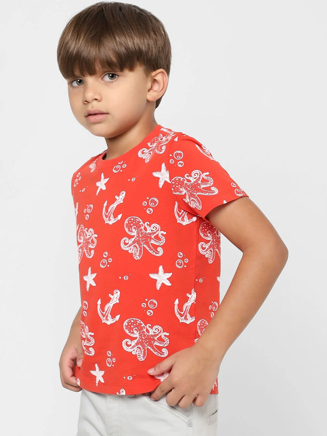 BOYS Red Printed Crew Neck T-shirt - Image 2