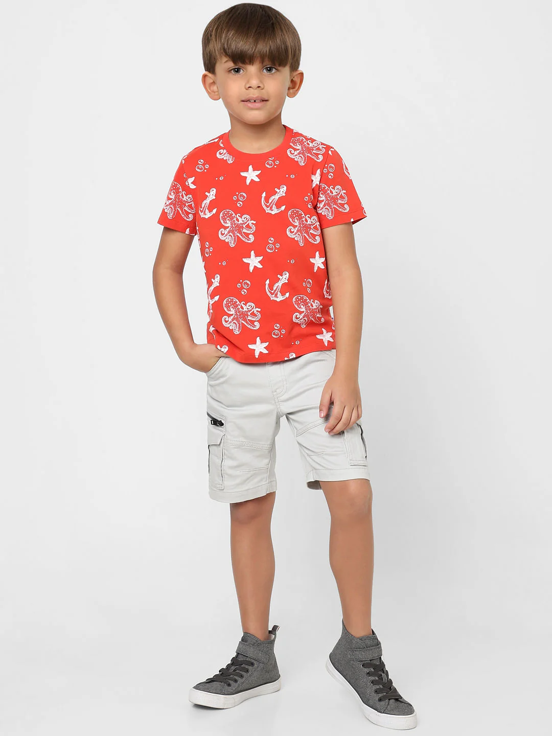 BOYS Red Printed Crew Neck T-shirt - Image 5