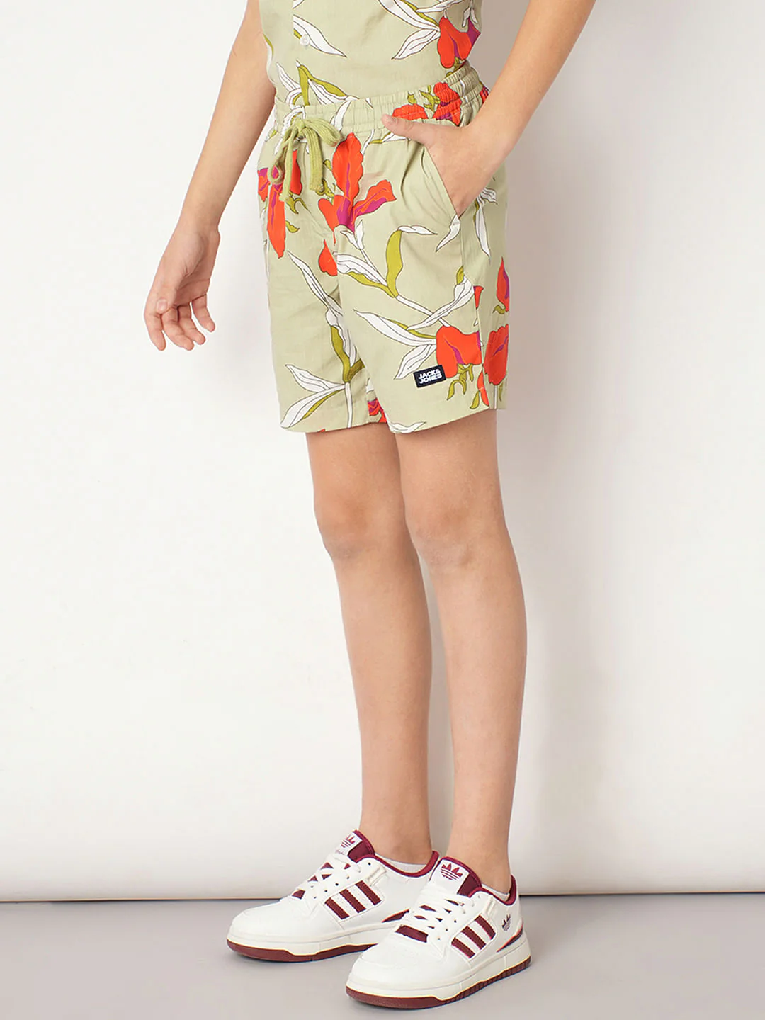 Boys Green Printed Co-ord Set Shorts - Image 3