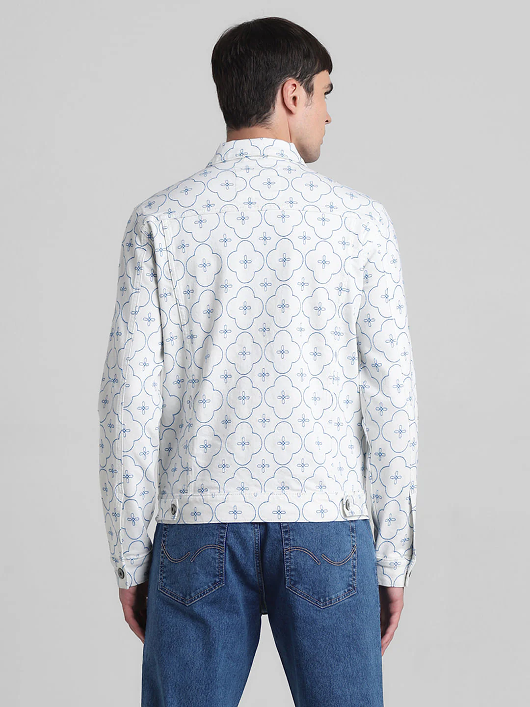 White Embroidered Co-ord Set Jacket - Image 4
