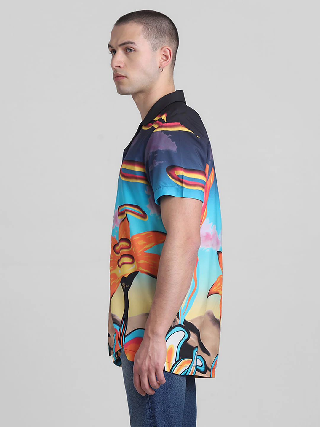 Blue Printed Short Sleeves Shirt - Image 3