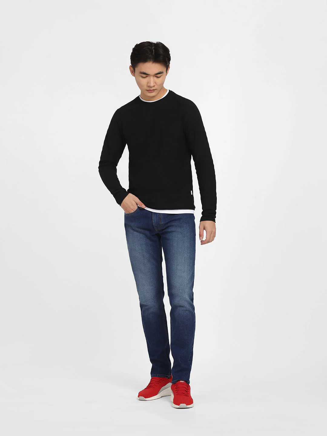 Black Crew Neck T-shirt - Image 6