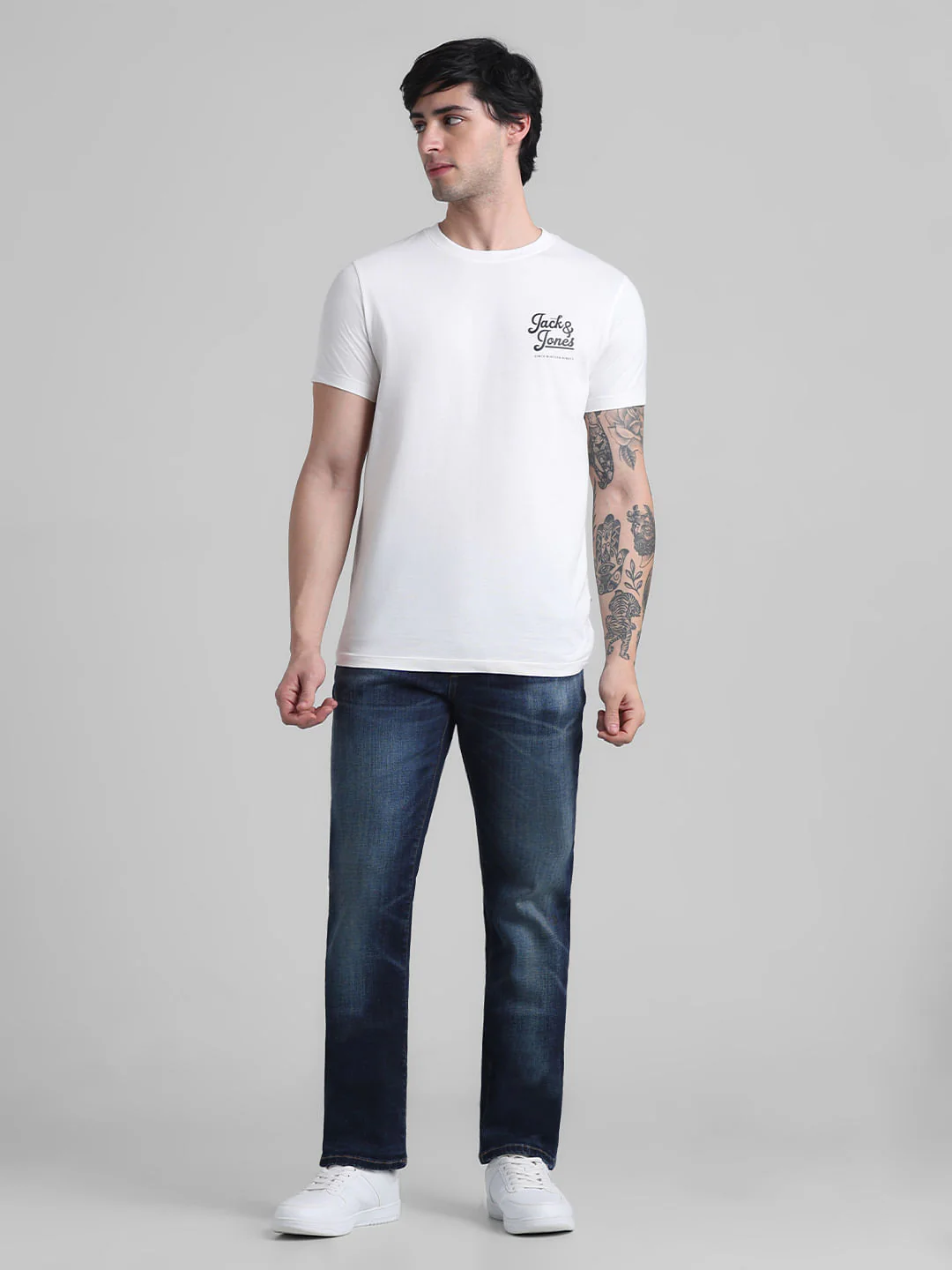 White Chest Branding Crew Neck T-shirt - Image 6