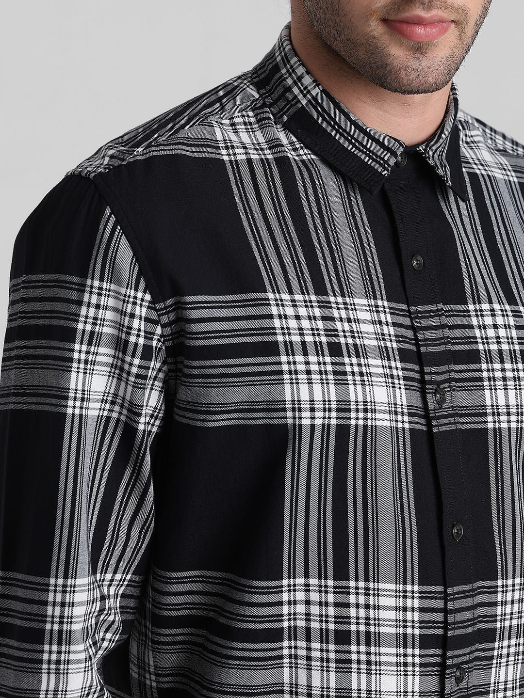Black Check Print Full Sleeves Shirt - Image 5