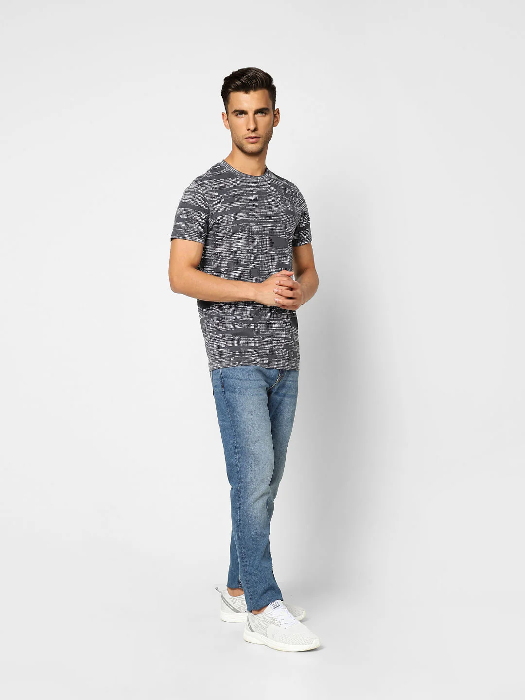 Black Printed Crew Neck T-shirt - Image 6