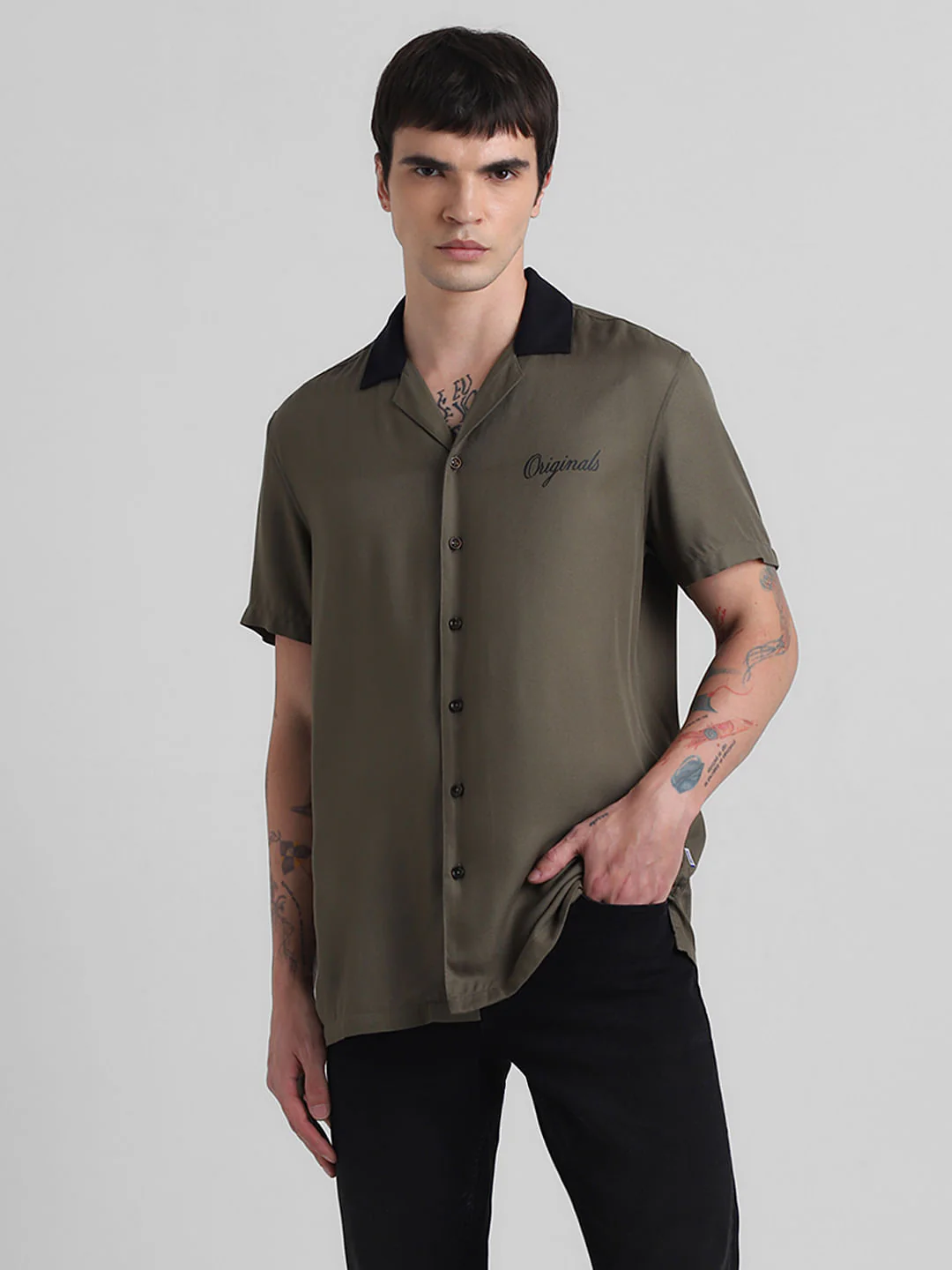 Green Printed Short Sleeves Shirt - Image 2
