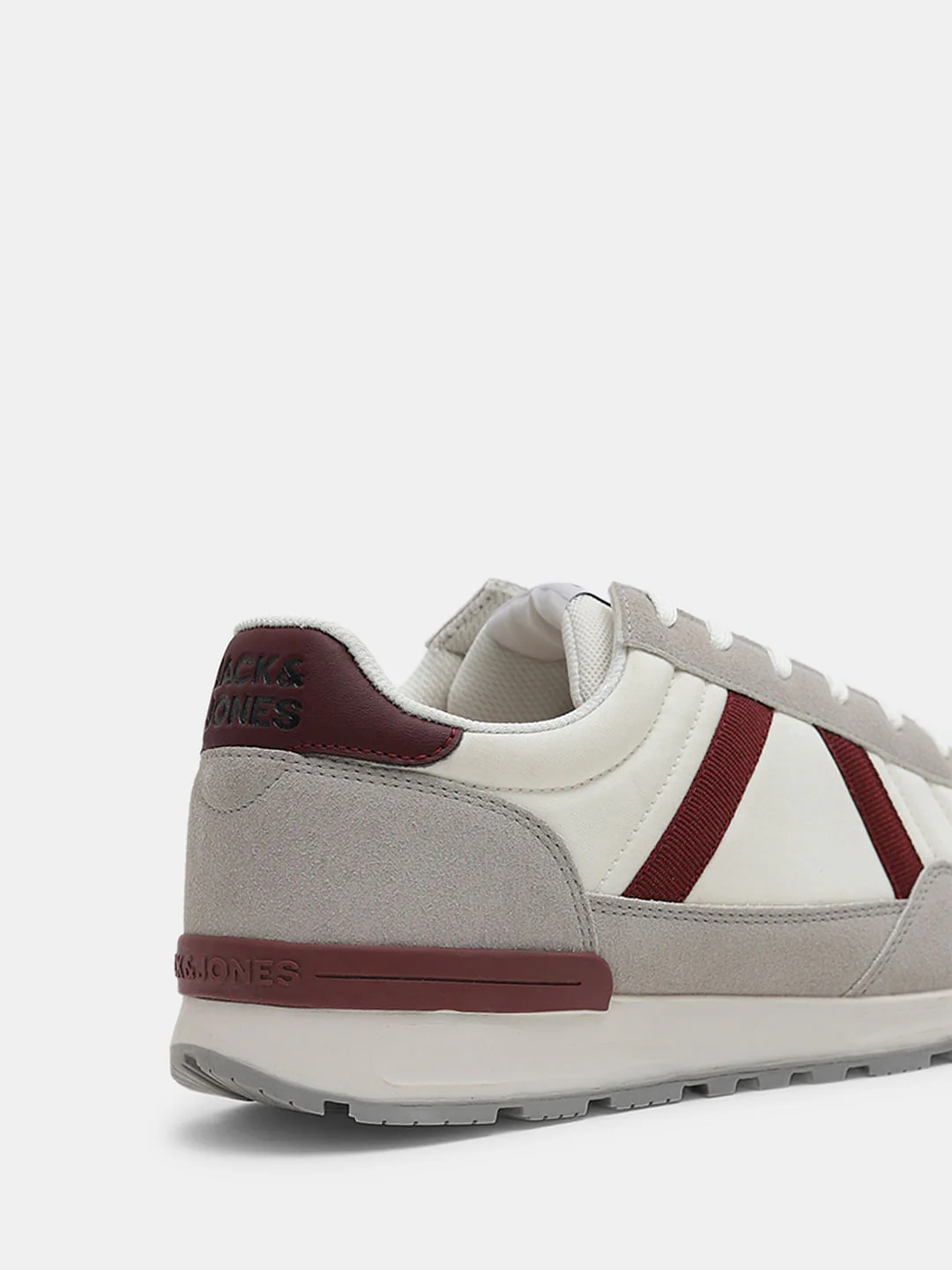 Off-White Colourblocked Lace Up Sneakers - Image 8