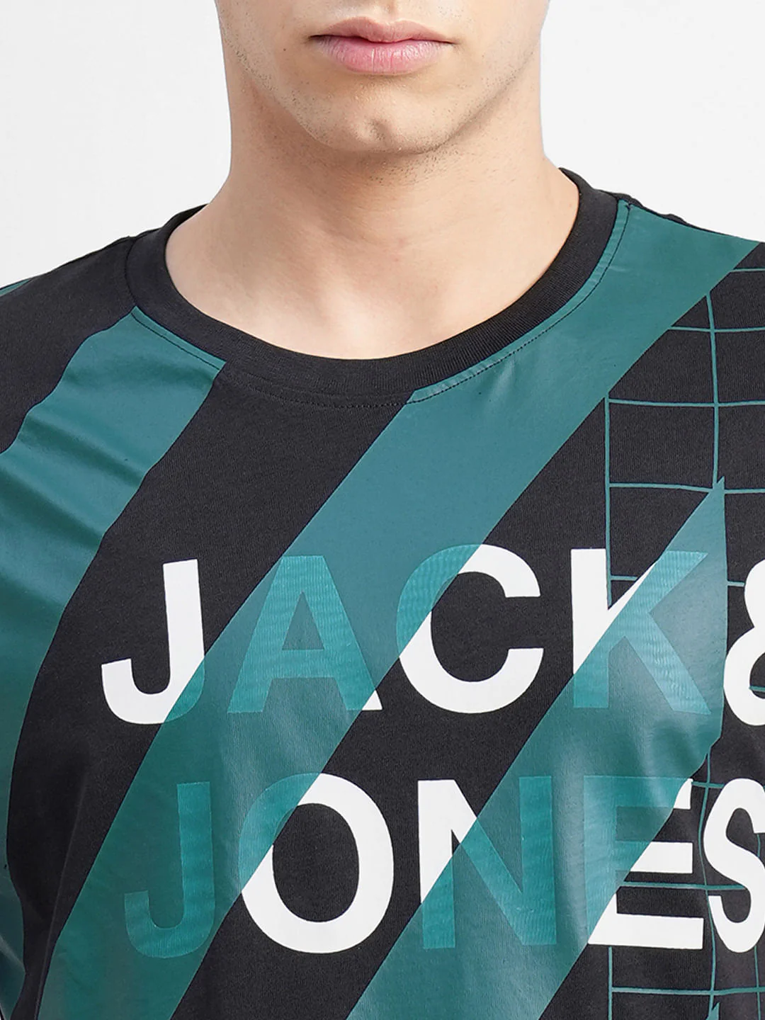 Black Typographic Logo Crew Neck T-shirt - Image 5