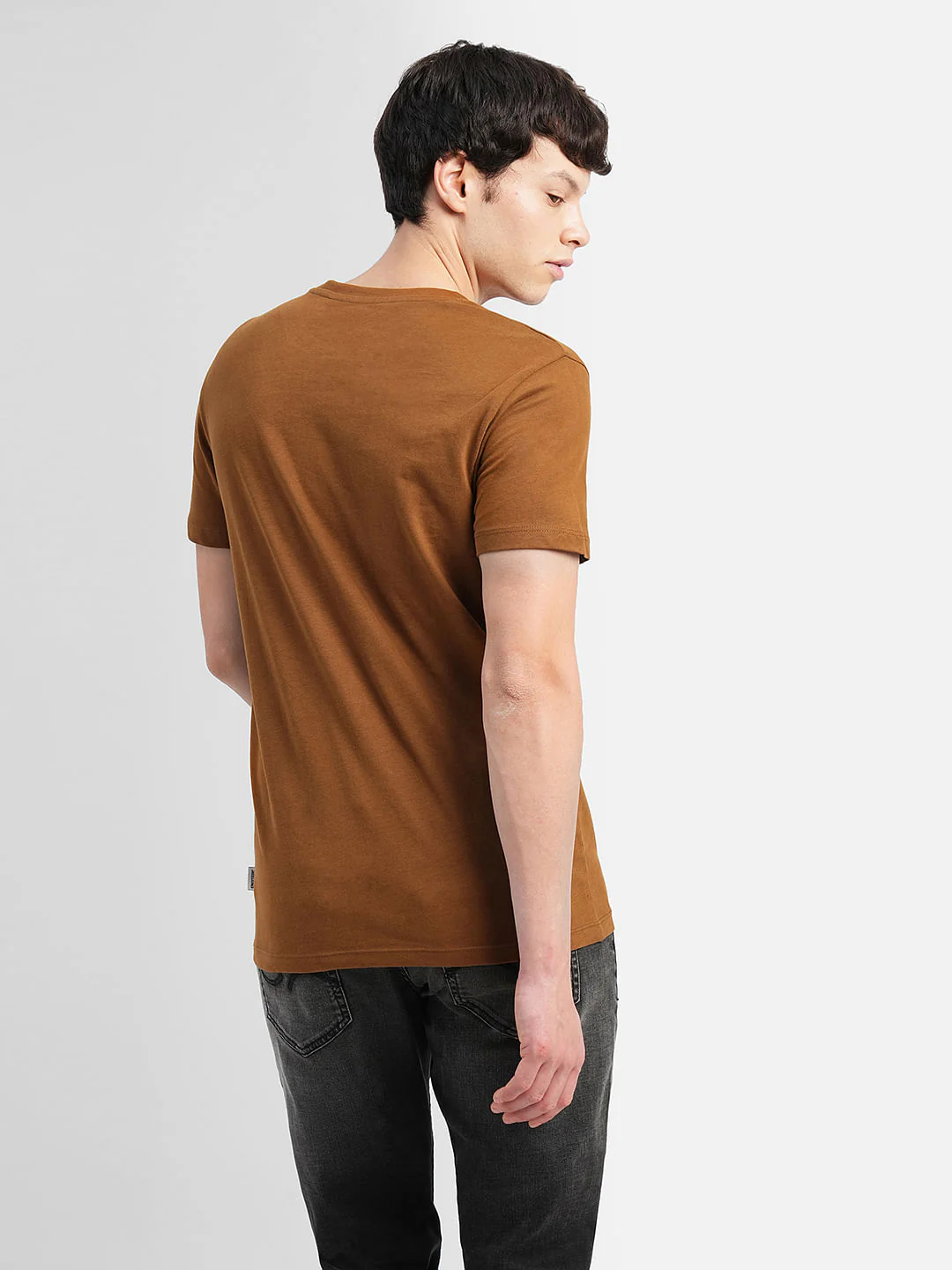 Brown Graphic Print Crew Neck T-shirt - Image 4