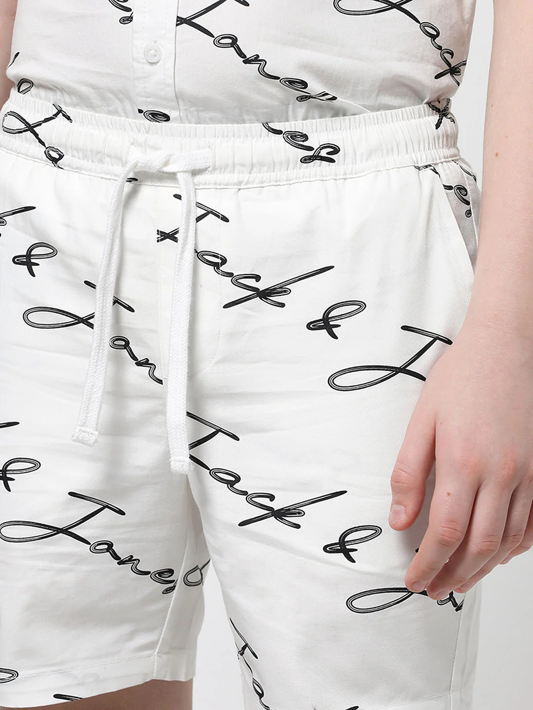 Boys White Logo Print Co-ord Set Shorts - Image 5