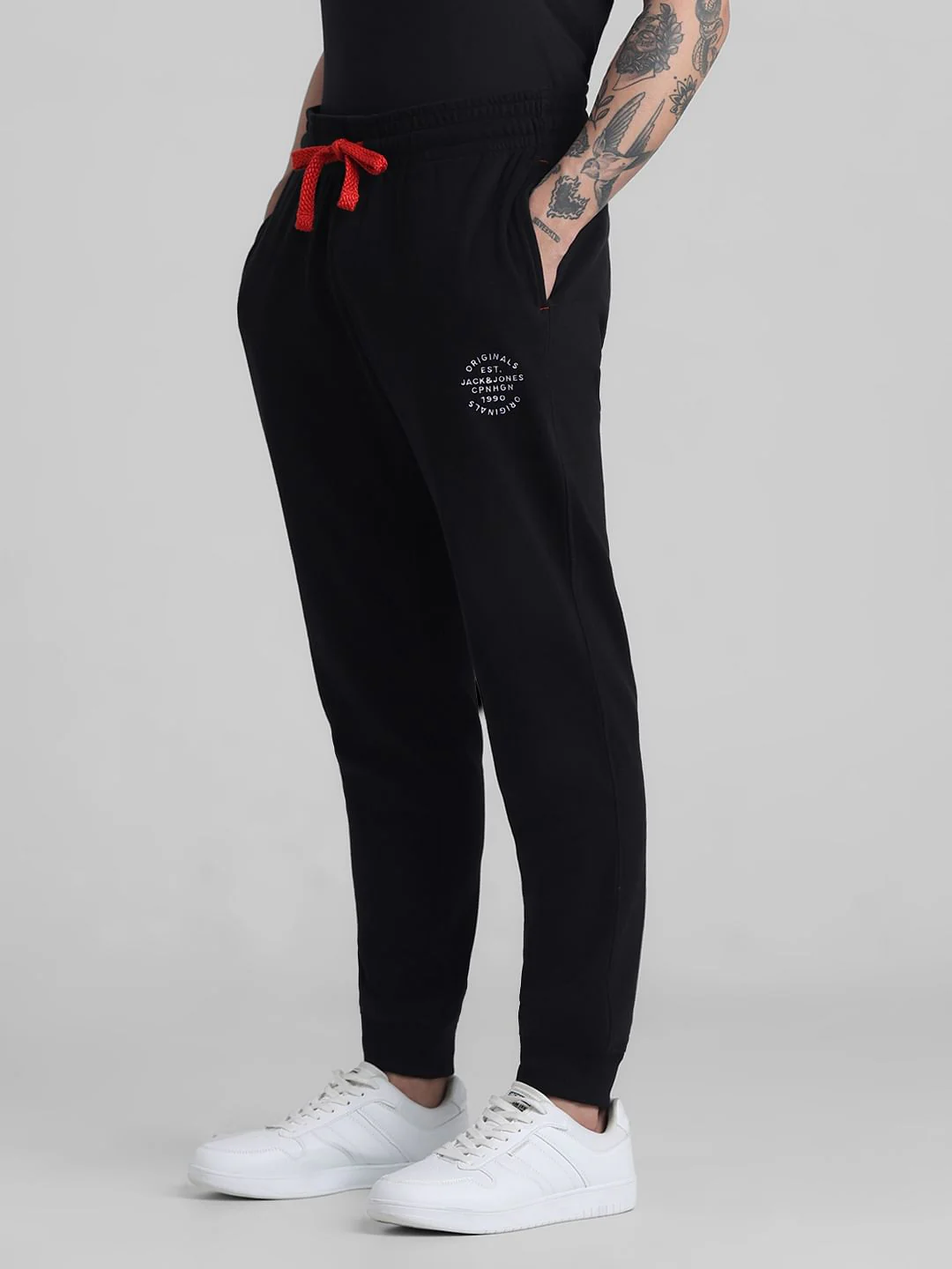 Black Mid Rise Knitted Sweatpants - Image 2