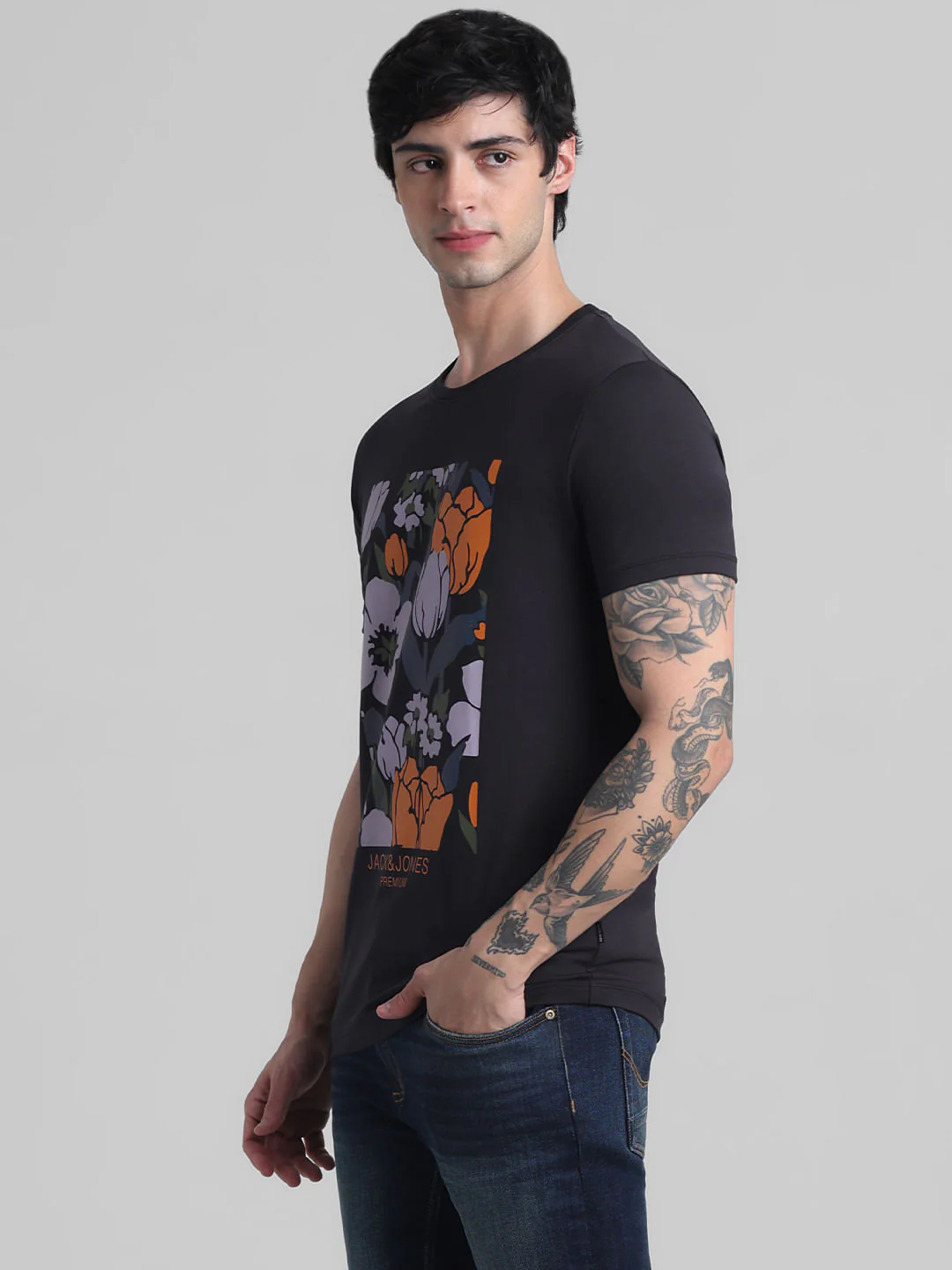 Black Floral Print T-shirt - Image 3