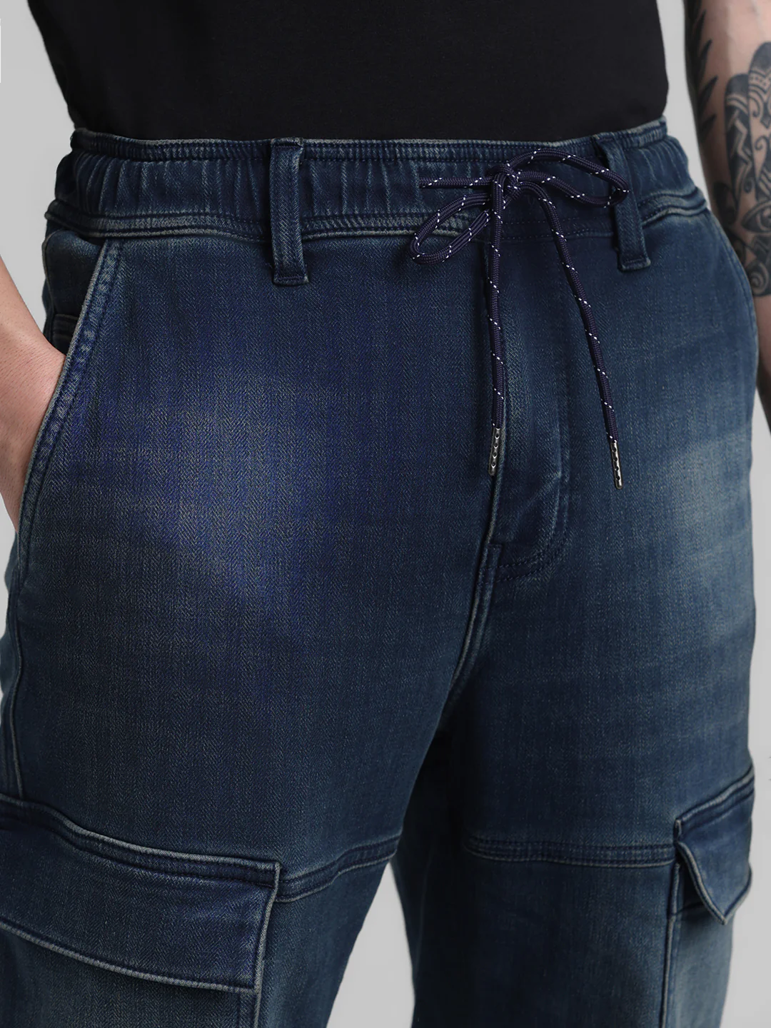 Men's Slim Fit Cargo Denim Joggers In Dark Blue - Image 4