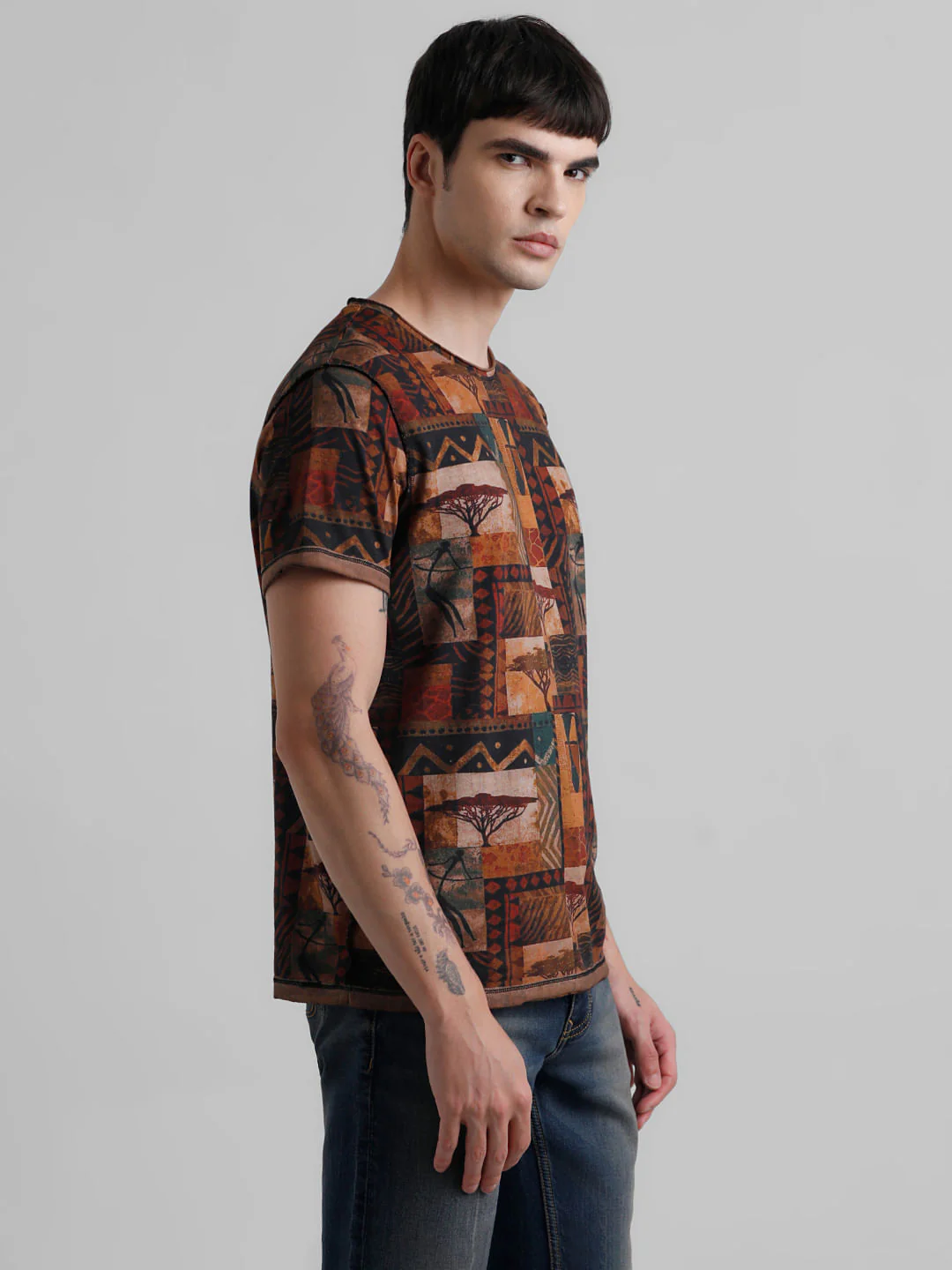 Brown Abstract Print T-shirt - Image 3