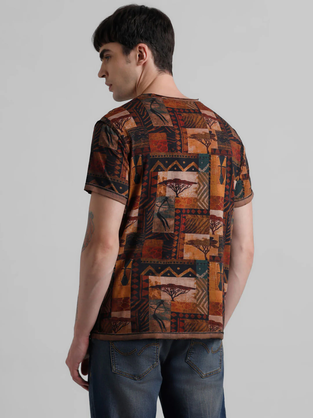 Brown Abstract Print T-shirt - Image 4