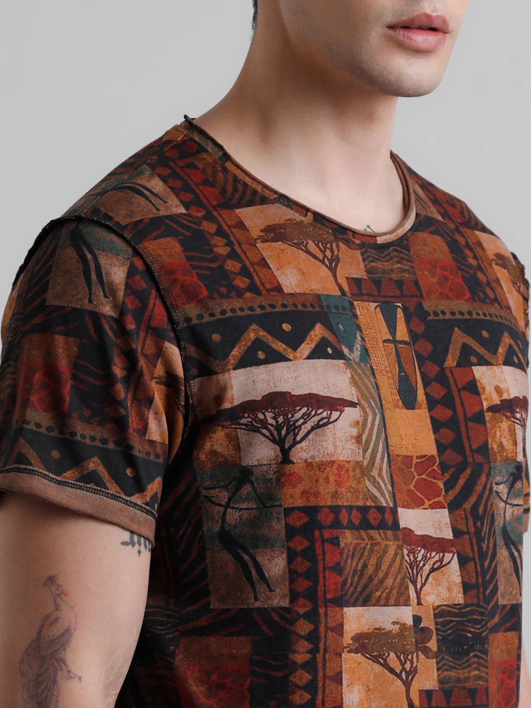 Brown Abstract Print T-shirt - Image 5