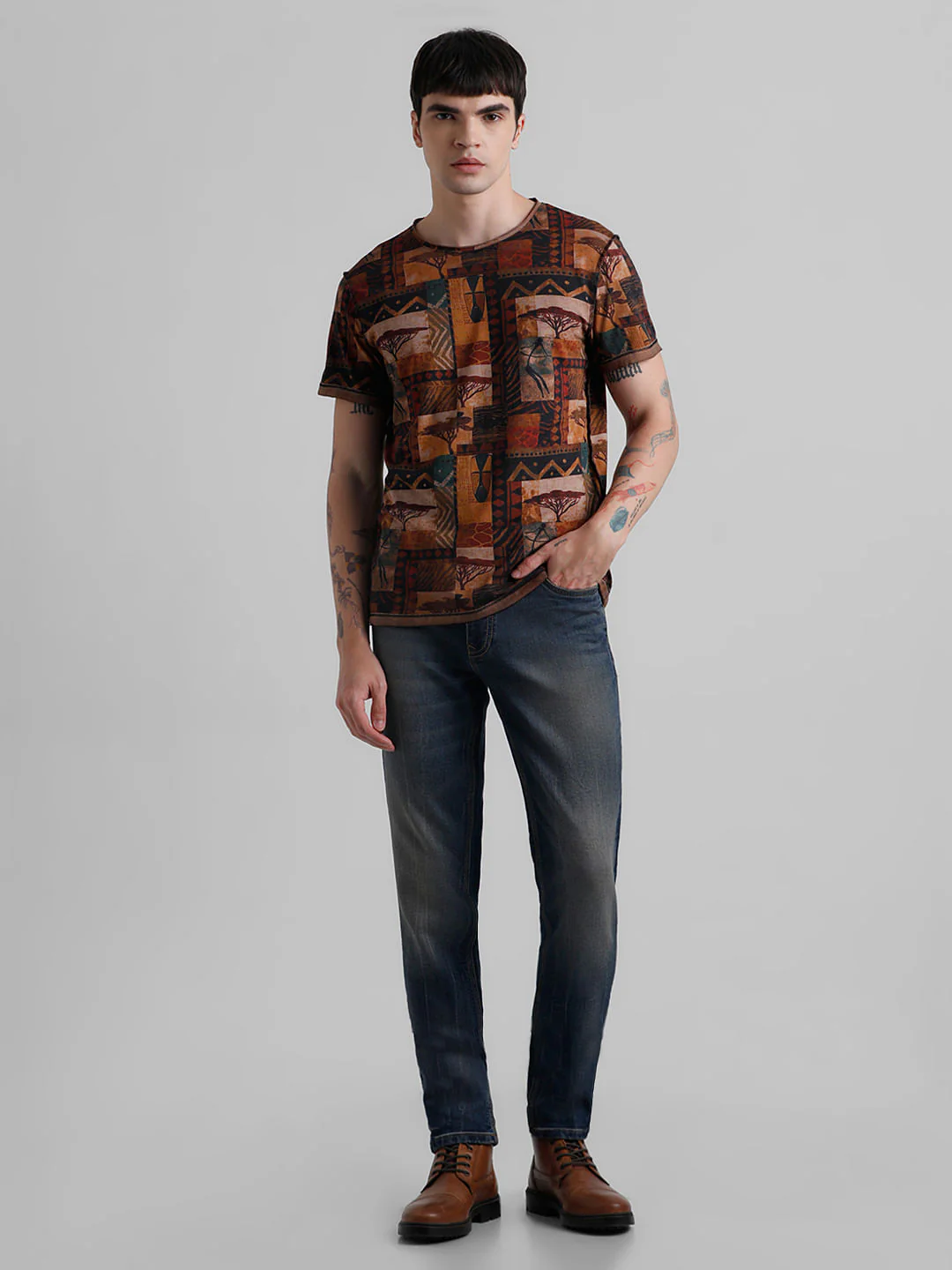 Brown Abstract Print T-shirt - Image 6