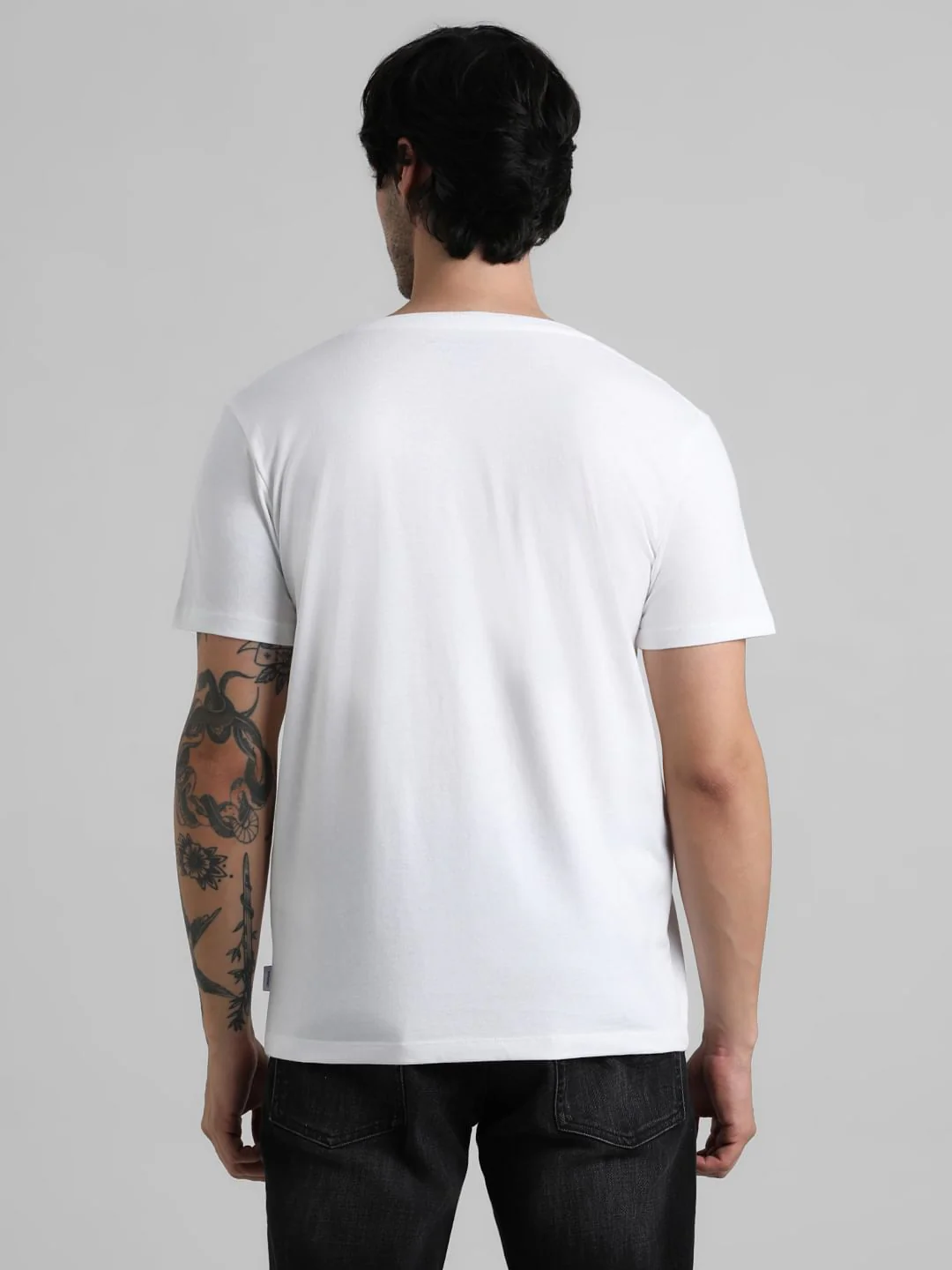 URBAN RACERS by JACK&JONES White Doggo Print Crew Neck T-shirt - Image 4