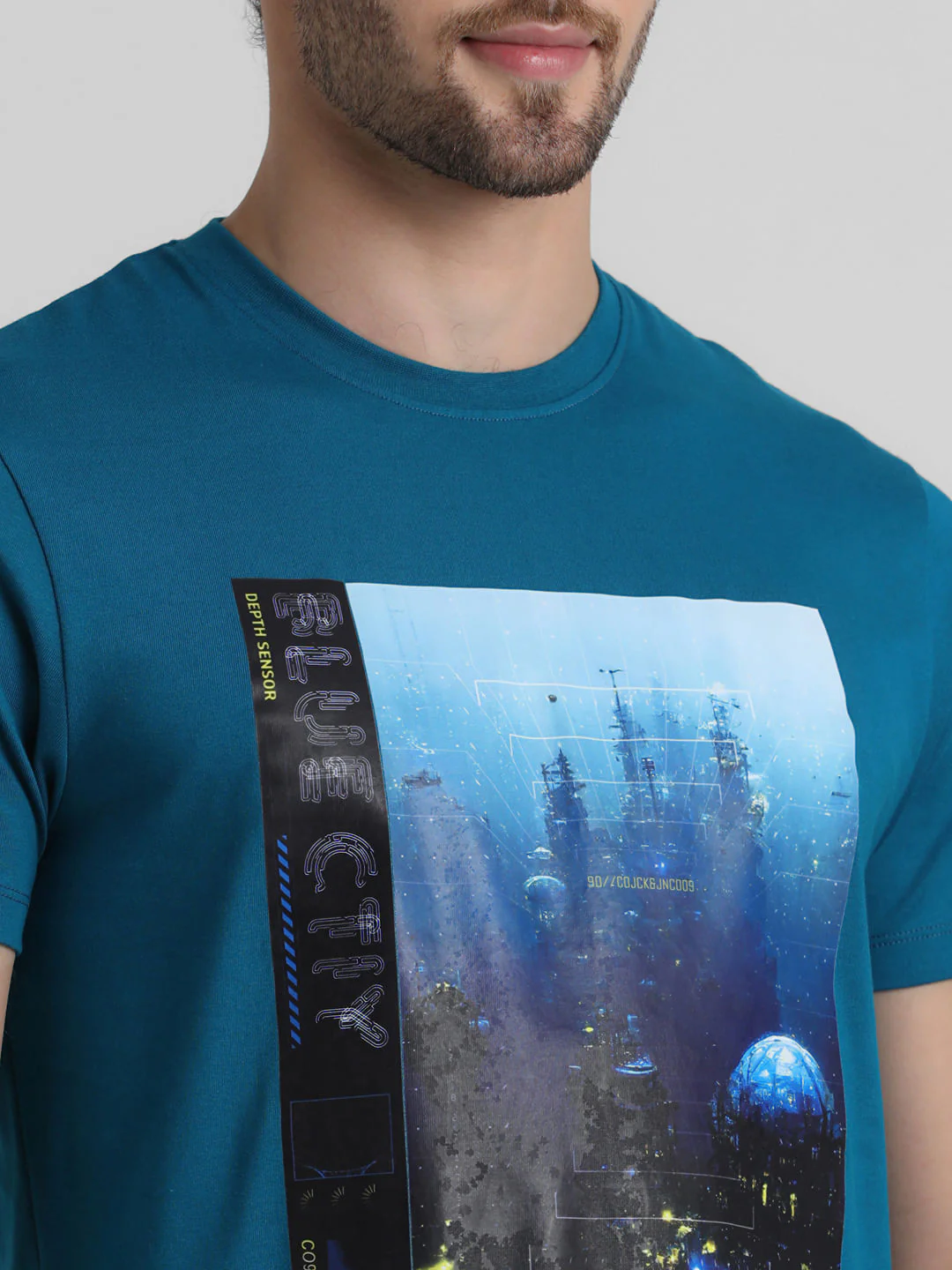 Blue Graphic Print T-shirt - Image 5